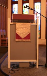 ba%cc%8atsfjord-ba%cc%8atsfjord-kirke-004