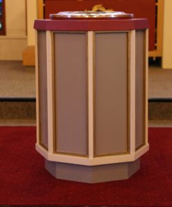 ba%cc%8atsfjord-ba%cc%8atsfjord-kirke-006