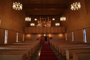 ba%cc%8atsfjord-ba%cc%8atsfjord-kirke-011