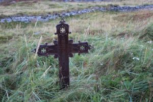 nordkyn-skjotningsberg-gml-kirkega%cc%8ard2