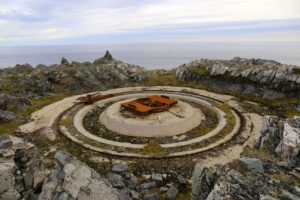 ba%cc%8atsfjord-hamningberg-krigsminne13